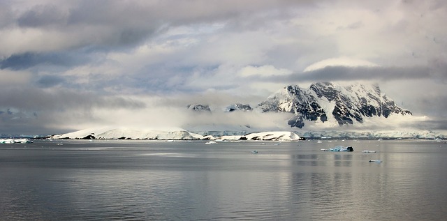 Land of ice